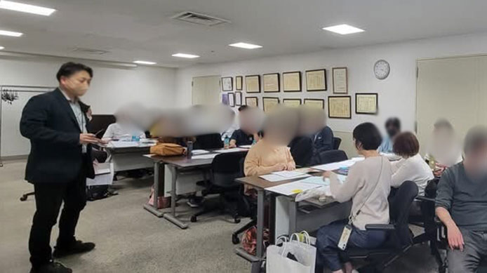 4/25 全社研修会＋上半期慰労/新入社員歓迎 チーム対抗ボーリング大会